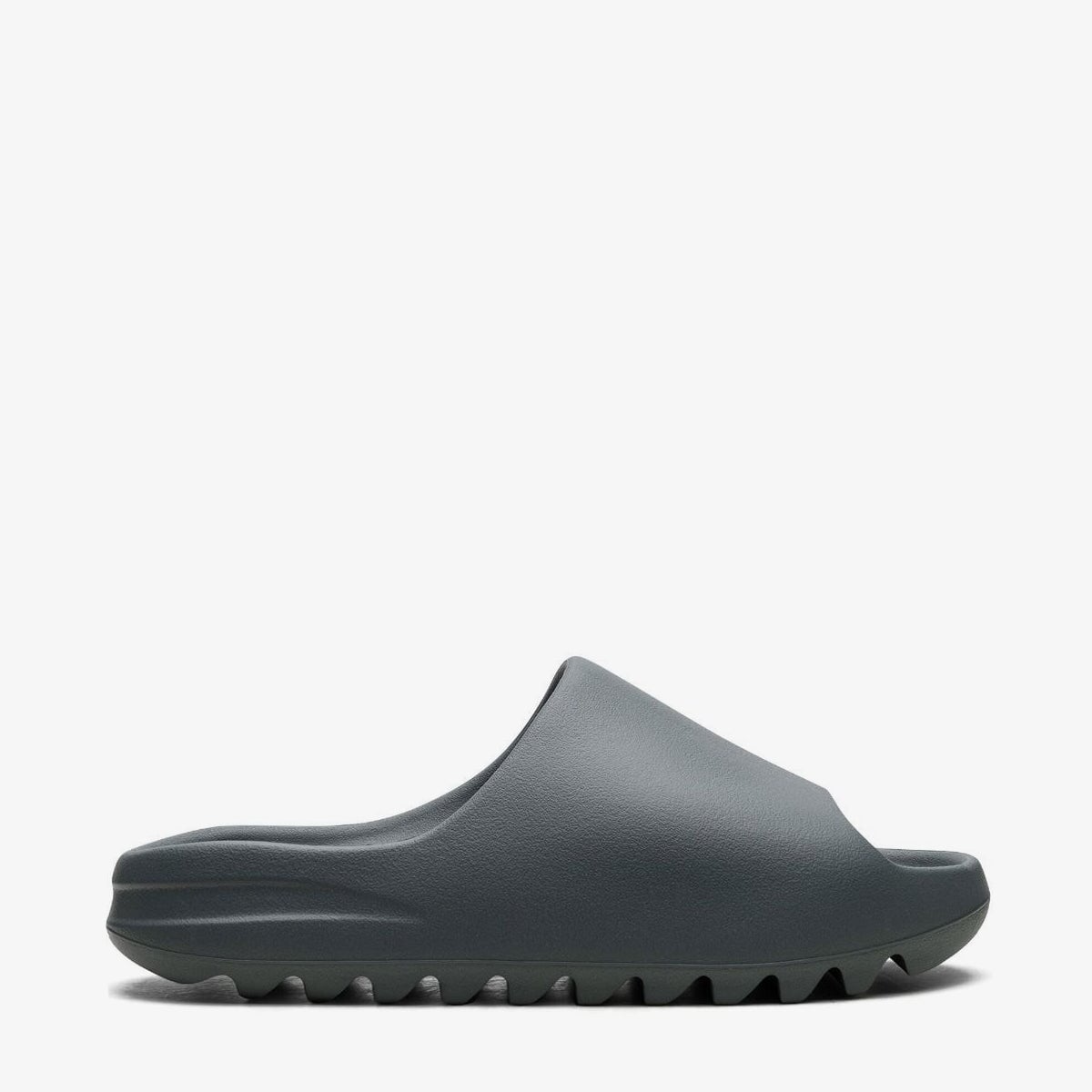 Yeezy Slides “Slate Marine” – Plug and Play