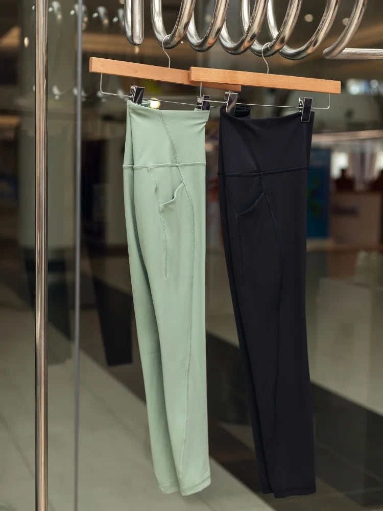 Athleisure_e51521d1-4077-4cca-bb68-769ca154bbef.webp