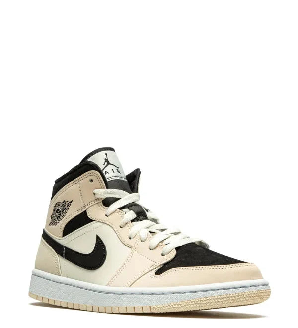 Air Jordan 1 Mid 'Barely Orange' Sneakers Air Jordan