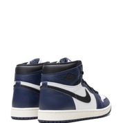 Air Jordan 1 Retro High OG 'Midnight Navy' Sneakers Air Jordan