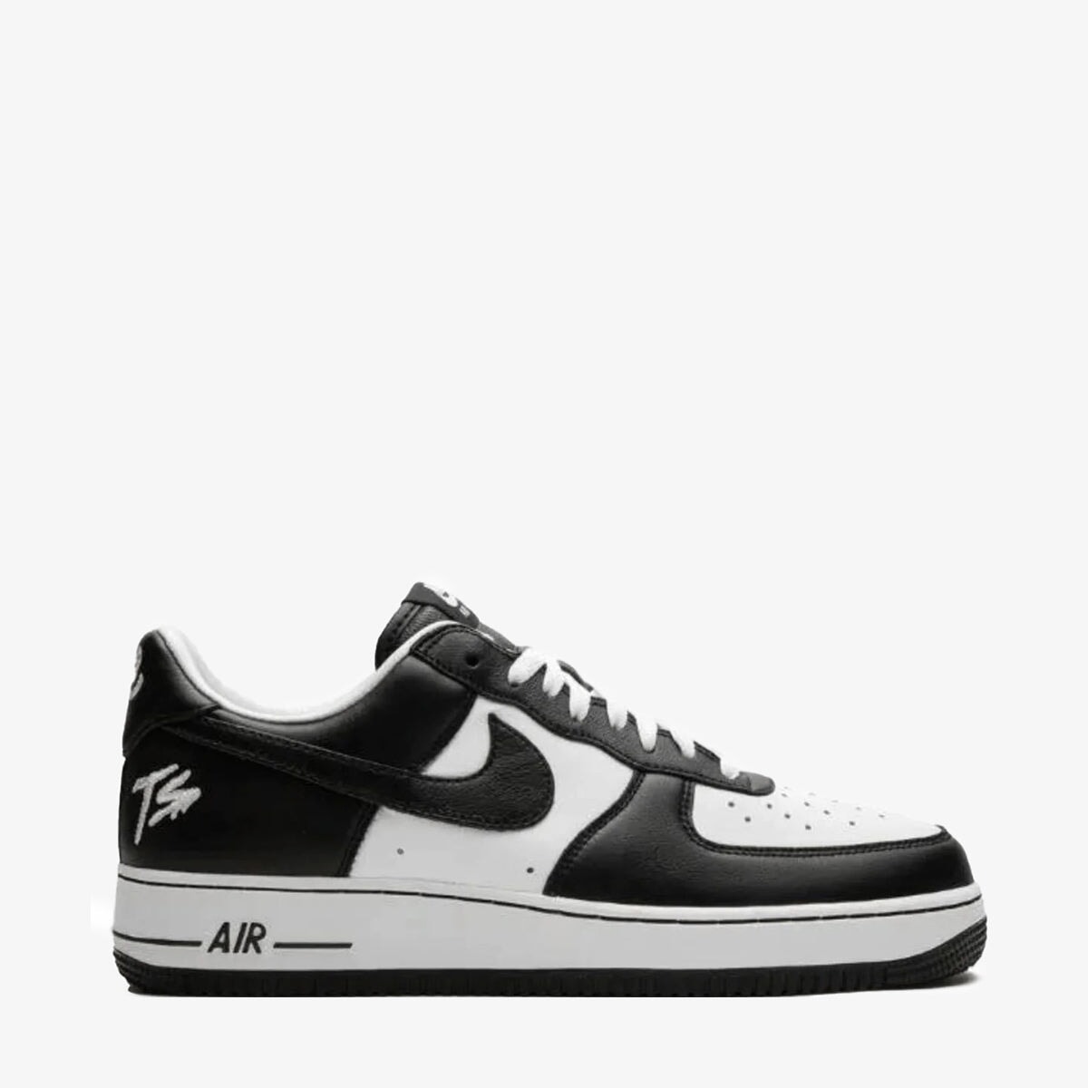 Nike Air Force 1 x Terror Squad “Blackout” Sneakers Nike