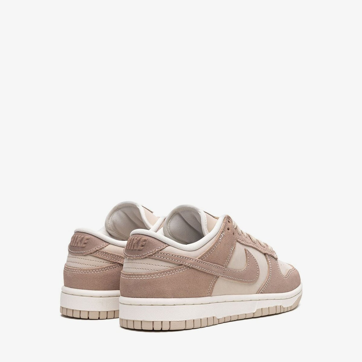 Nike Dunk Low SE “Sandrift” Sneakers Nike