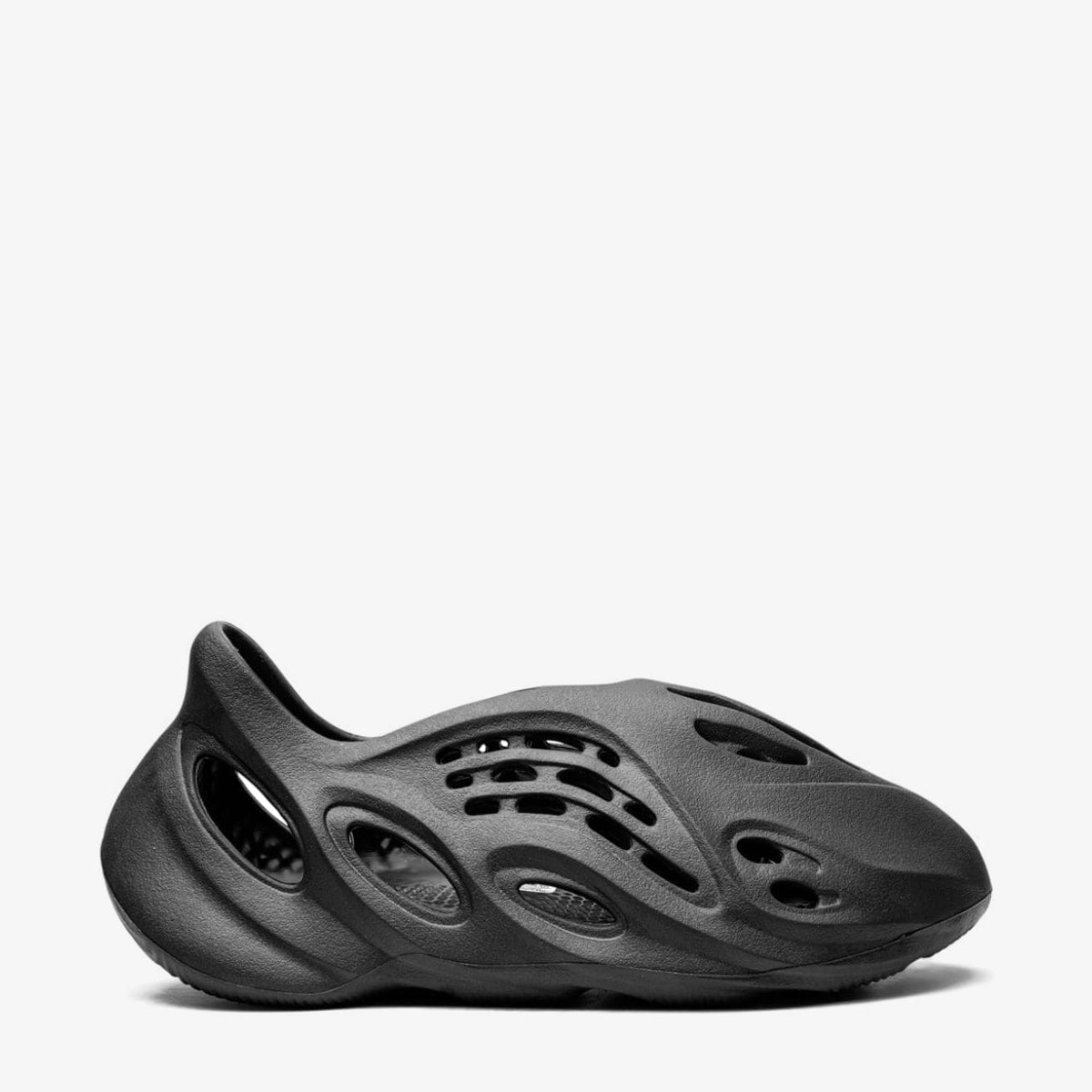 Yeezy Foam RNNR “Onyx” Sneakers adidas