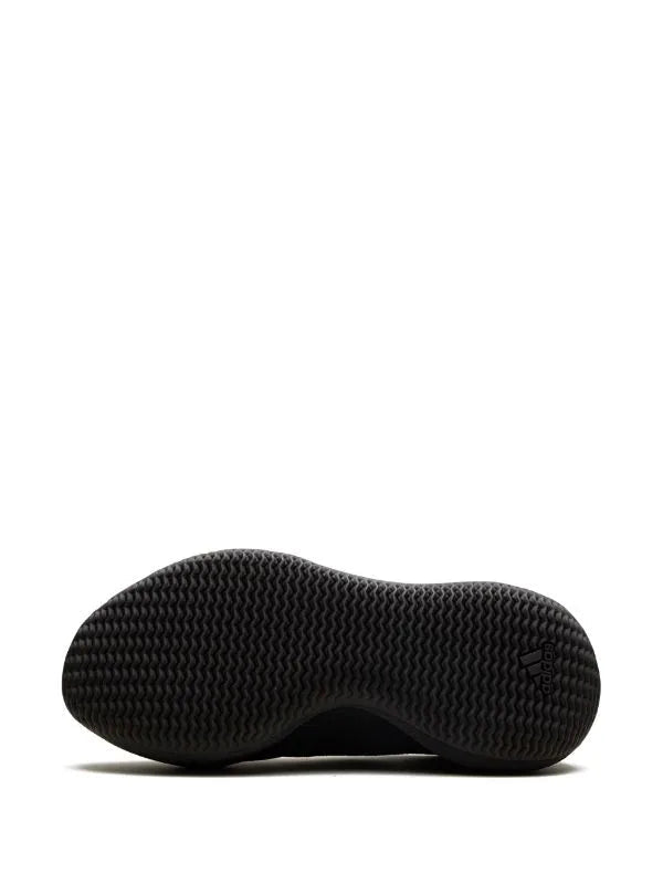 Yeezy Knit RNNR “Fade Onyx” Plug and Play