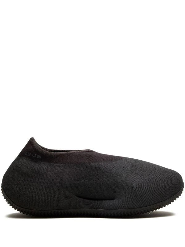 Yeezy Knit RNNR “Fade Onyx” Plug and Play