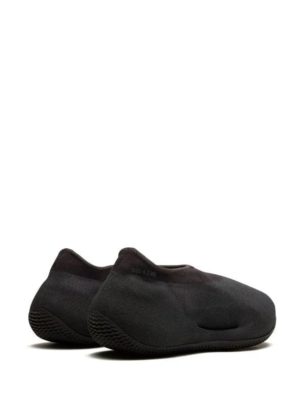 Yeezy Knit RNNR “Fade Onyx” Plug and Play